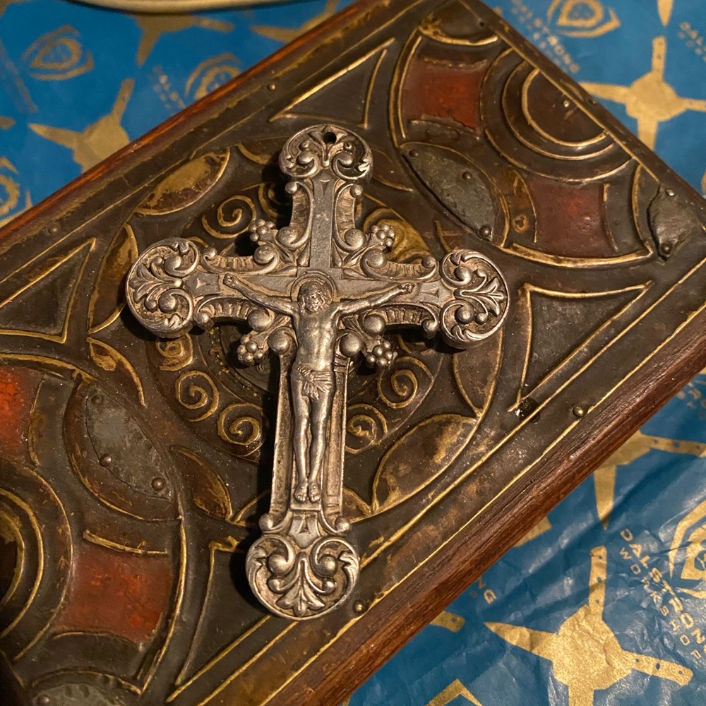VINTAGE CRUCIFIX CHRIST HOLY CROSS HALLMARKED !! - Picture 5 of 5